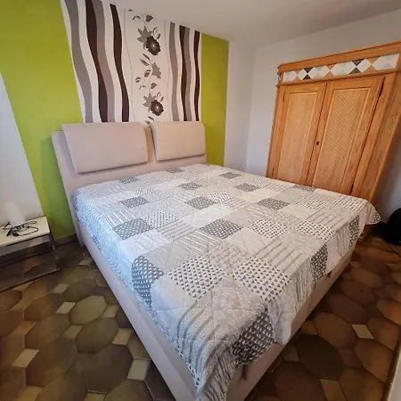 Ferienhaus-am-fuchsberg-zornige-ameise * Dahme (Schleswig-Holstein)